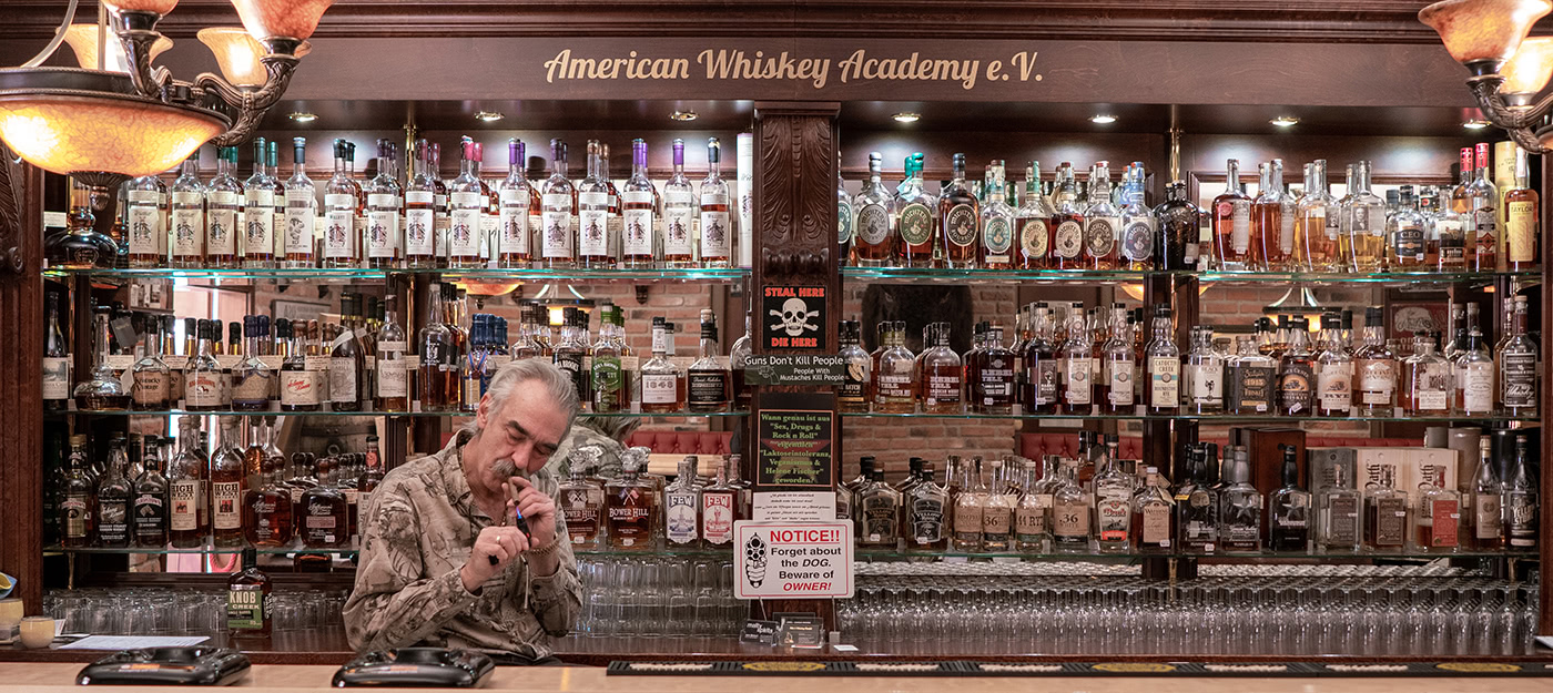 MIKES WHISKEYHANDEL